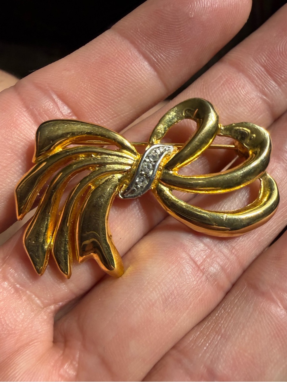 Vintage Gold-Tone Ribbon Brooch with Crystal Accent
